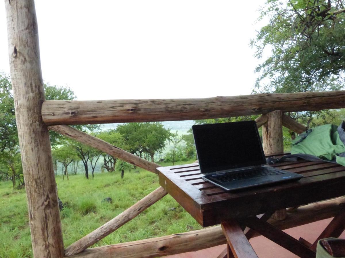 African Sunrise Lodge And Campsite Mto wa Mbu Exterior foto