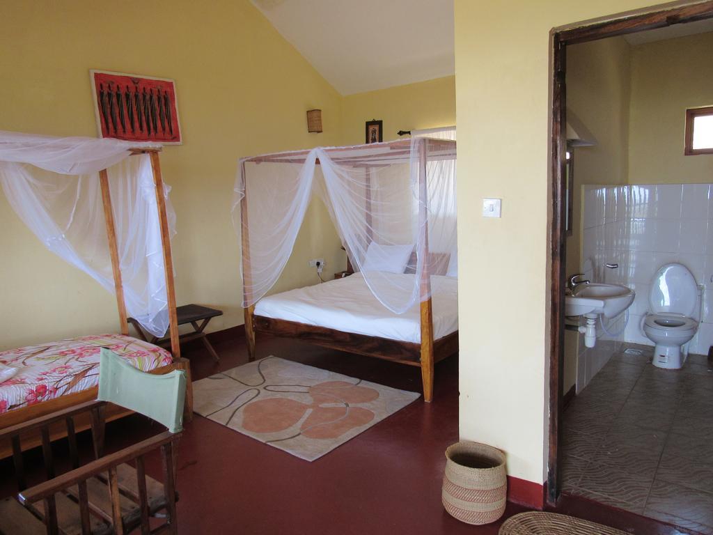 African Sunrise Lodge And Campsite Mto wa Mbu Exterior foto