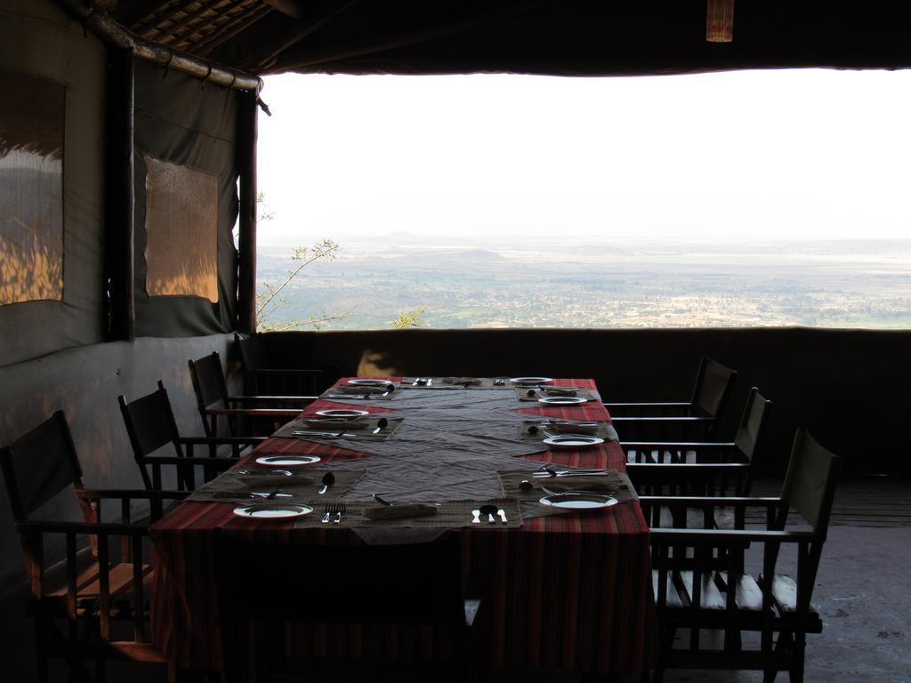 African Sunrise Lodge And Campsite Mto wa Mbu Exterior foto