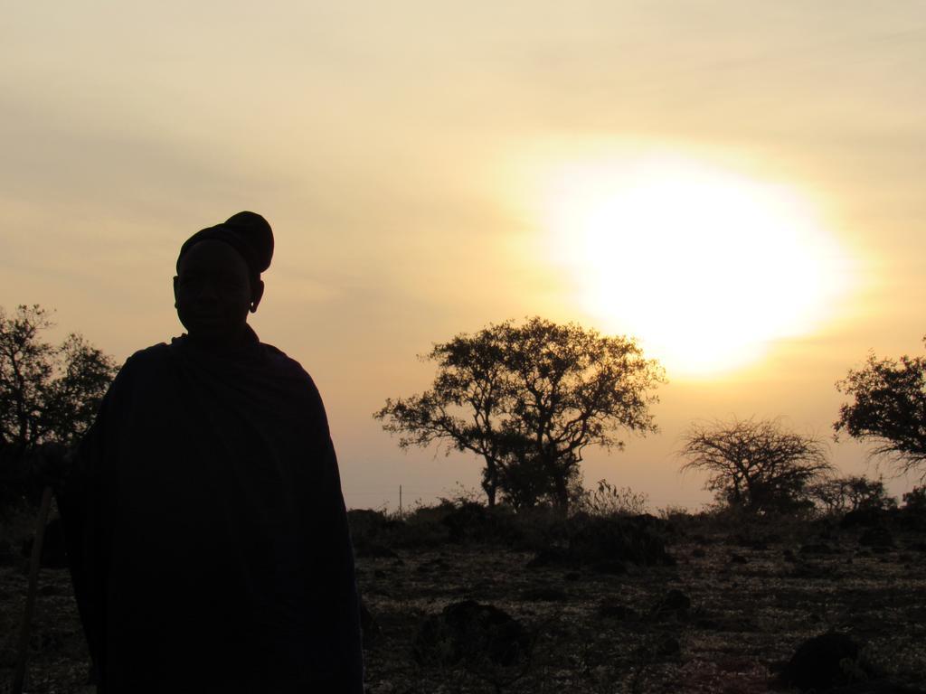 African Sunrise Lodge And Campsite Mto wa Mbu Exterior foto